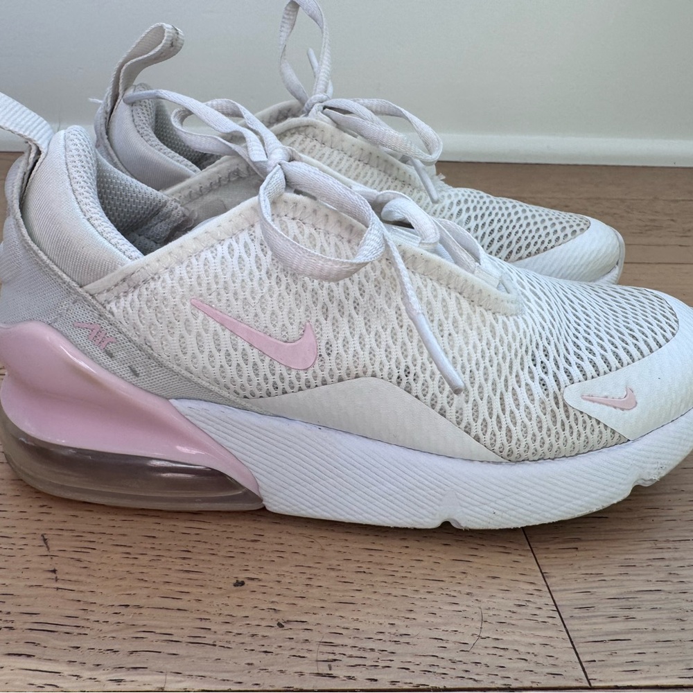 Nike AirMax 270 White/Playful Pink Youth Size 1